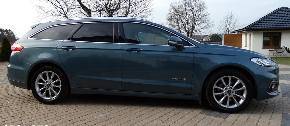 Ford Mondeo cena 84900 przebieg: 130000, rok produkcji 2019 z Strzyżów małe 704